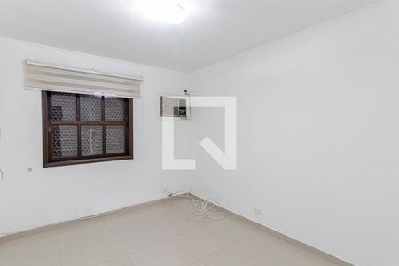 Quarto 1 de casa para alugar com 3 quartos, 299m² em Jardim da Saúde, São Paulo