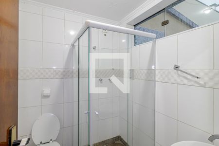 Casa para alugar com 299m², 3 quartos e 8 vagasBanheiro da Garagem - Salão