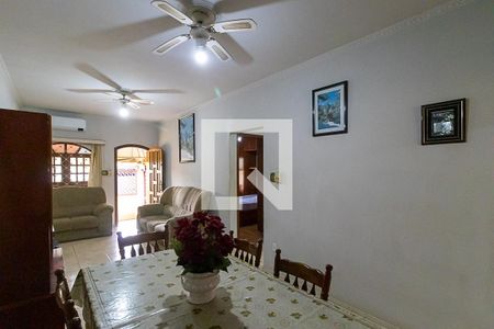 Sala de casa para alugar com 3 quartos, 165m² em Vila Nova, Campinas