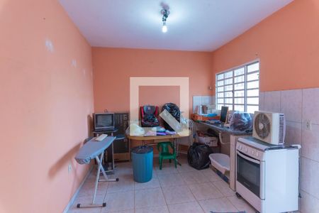 Casa à venda com 177m², 3 quartos e 7 vagas Casa à venda com 177m², 3 quartos e 7 vagasCasa 2- Sala/Cozinha