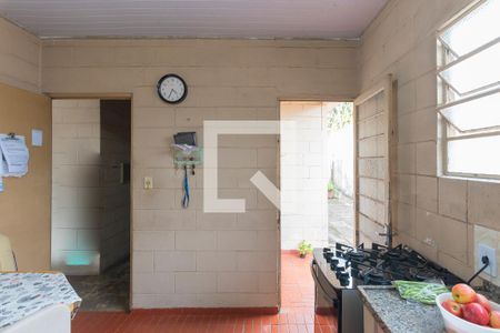 Casa à venda com 177m², 3 quartos e 7 vagas Casa à venda com 177m², 3 quartos e 7 vagasCozinha