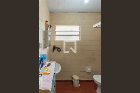 Casa à venda com 177m², 3 quartos e 7 vagas Casa à venda com 177m², 3 quartos e 7 vagasBanheiro