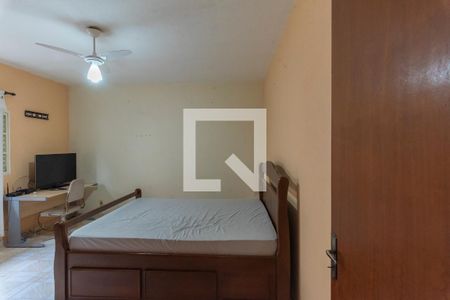 Casa à venda com 177m², 3 quartos e 7 vagas Casa à venda com 177m², 3 quartos e 7 vagasCasa 2- Quarto