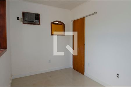 Suite 1 de casa de condomínio para alugar com 4 quartos, 110m² em Vargem Grande, Rio de Janeiro