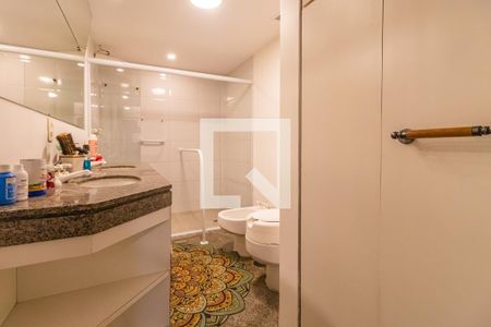 Apartamento à venda com 167m², 3 quartos e 2 vagasBanheiro Social