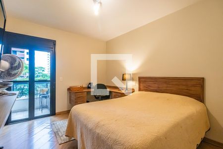 Apartamento à venda com 167m², 3 quartos e 2 vagasQuarto 2