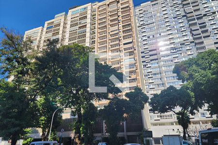 Casa de condomínio à venda com 76m², 1 quarto e 1 vagaFachada