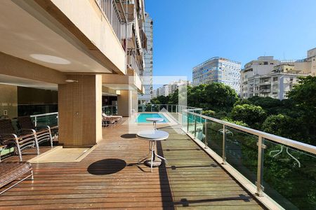 Casa de condomínio à venda com 76m², 1 quarto e 1 vagaÁrea comum - Piscina