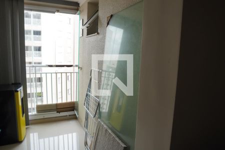 Varanda da Sala de apartamento para alugar com 2 quartos, 75m² em Jardim Henriqueta, Taboão da Serra