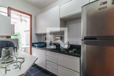 Apartamento à venda com 90m², 2 quartos e sem vagaCozinha e Área de Serviço
