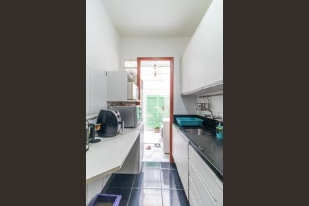 Apartamento à venda com 90m², 2 quartos e sem vagaCozinha e Área de Serviço