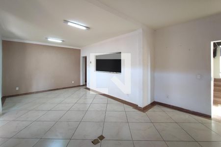Sala de casa para alugar com 2 quartos, 220m² em Jardim Leonor, Campinas
