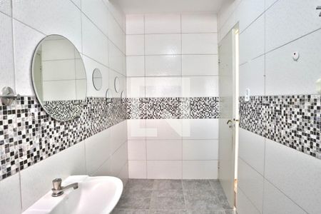 Apartamento à venda com 77m², 2 quartos e sem vagaBanheiro 