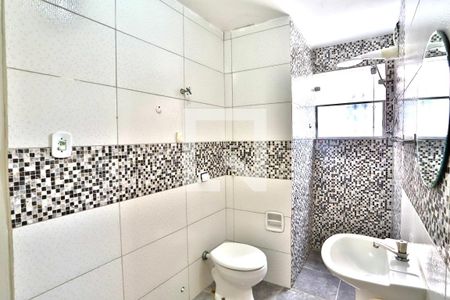 Apartamento à venda com 77m², 2 quartos e sem vagaBanheiro