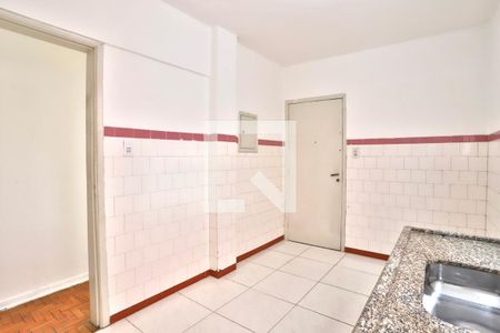 Apartamento à venda com 77m², 2 quartos e sem vagaCozinha