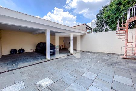 Casa à venda com 260m², 3 quartos e 10 vagasÁrea externa