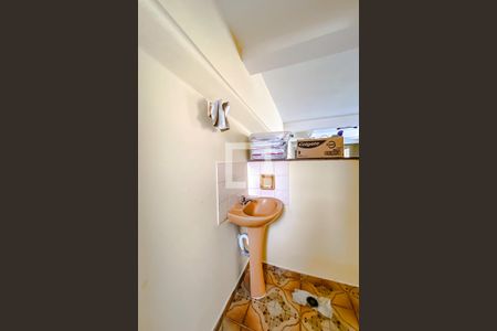 Casa à venda com 260m², 3 quartos e 10 vagasBanheiro