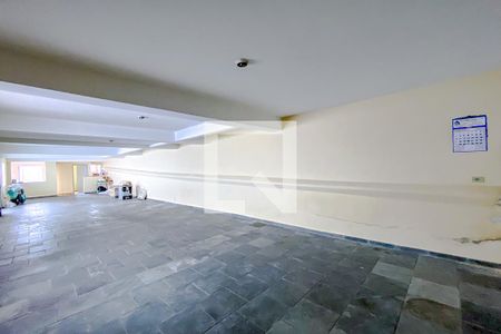 Casa à venda com 260m², 3 quartos e 10 vagasSalão