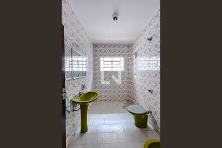 Casa à venda com 260m², 3 quartos e 10 vagasBanheiro