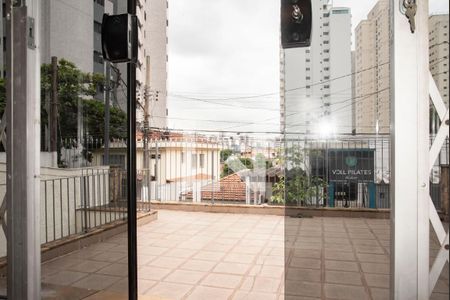Vista da Sala de casa para alugar com 3 quartos, 200m² em Chácara Inglesa, São Paulo