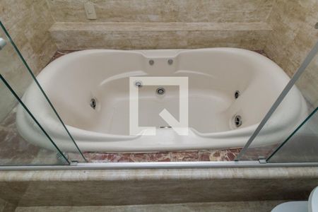 Apartamento para alugar com 639m², 4 quartos e 2 vagasBanheiro 1 - Suíte