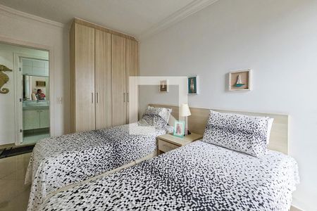 Apartamento para alugar com 240m², 4 quartos e 2 vagas Apartamento para alugar com 240m², 4 quartos e 2 vagasQuarto 2