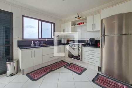 Apartamento para alugar com 240m², 4 quartos e 2 vagas Apartamento para alugar com 240m², 4 quartos e 2 vagasCozinha