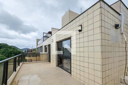 Apartamento para alugar com 240m², 4 quartos e 2 vagas Apartamento para alugar com 240m², 4 quartos e 2 vagasVaranda