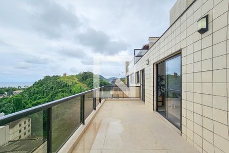 Apartamento para alugar com 240m², 4 quartos e 2 vagas Apartamento para alugar com 240m², 4 quartos e 2 vagasVaranda