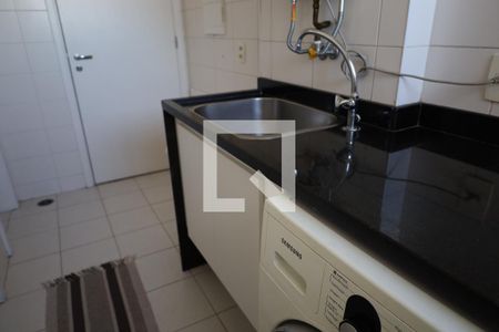 Apartamento à venda com 104m², 2 quartos e 2 vagasLavanderia