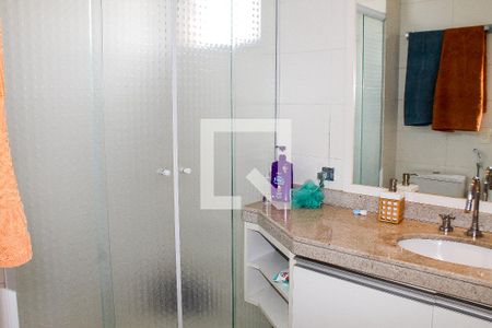 Apartamento à venda com 104m², 2 quartos e 2 vagasBanheiro da Suíte