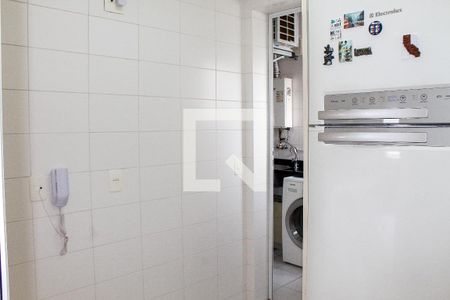 Apartamento à venda com 104m², 2 quartos e 2 vagasCozinha