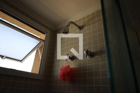 Apartamento à venda com 104m², 2 quartos e 2 vagasBanheiro do corredor