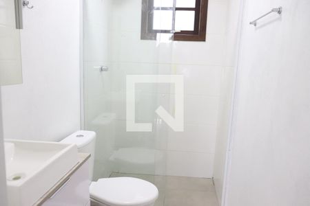 Banheiro de kitnet/studio para alugar com 1 quarto, 33m² em Santos Dumont, São Leopoldo