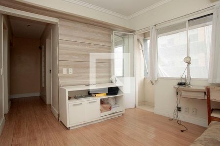 Sala de apartamento para alugar com 1 quarto, 55m² em Centro Histórico, Porto Alegre