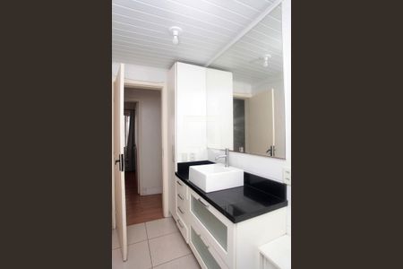 Banheiro de apartamento para alugar com 1 quarto, 55m² em Centro Histórico, Porto Alegre