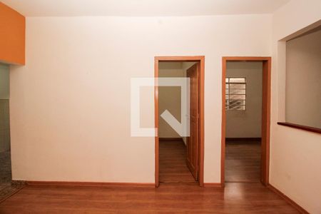 Sala de casa à venda com 3 quartos, 280m² em Nova Floresta, Belo Horizonte