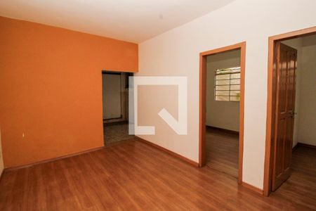 Casa à venda com 3 quartos, 280m² em Nova Floresta, Belo Horizonte