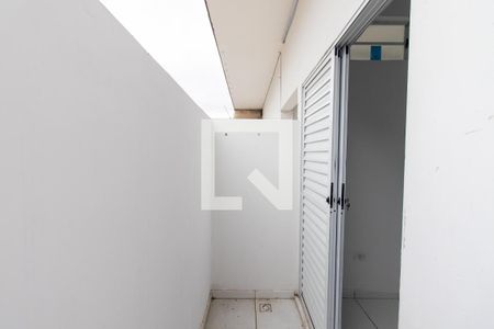 Área Privativa de kitnet/studio para alugar com 1 quarto, 20m² em Cruzeiro, São José dos Pinhais