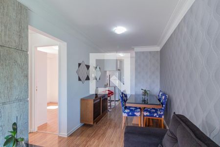 Sala de apartamento à venda com 2 quartos, 51m² em Km 18, Osasco