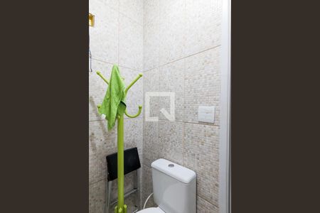 Banheiro da suíte 1 de casa à venda com 4 quartos, 150m² em Jardim Lauro Gomes, São Bernardo do Campo
