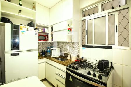Apartamento para alugar com 76m², 2 quartos e 1 vagaCozinha 