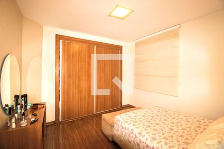 Quarto  de apartamento para alugar com 2 quartos, 76m² em Nova Suíça, Belo Horizonte