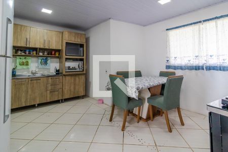 Sala/Cozinha de casa à venda com 2 quartos, 32m² em Coronel Aparício Borges, Porto Alegre