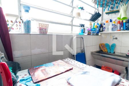 Apartamento à venda com 62m², 2 quartos e 1 vagaCozinha e Área de Serviço