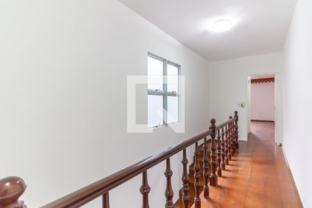 Casa para alugar com 229m², 3 quartos e 5 vagas Casa para alugar com 229m², 3 quartos e 5 vagasCorredor