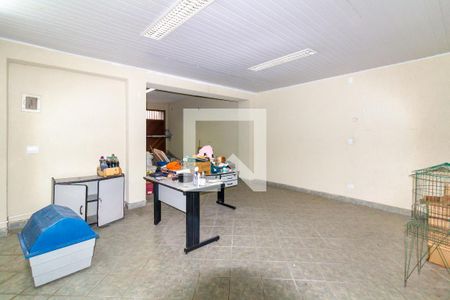 Casa para alugar com 229m², 3 quartos e 5 vagas Casa para alugar com 229m², 3 quartos e 5 vagasGaragem