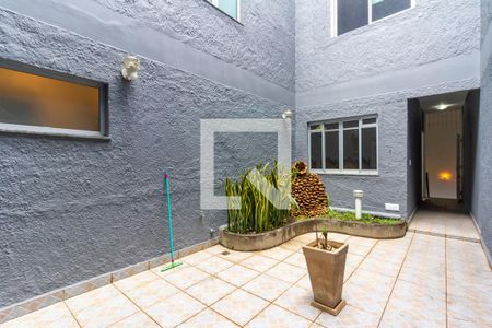 Casa para alugar com 229m², 3 quartos e 5 vagas Casa para alugar com 229m², 3 quartos e 5 vagasÁrea externa