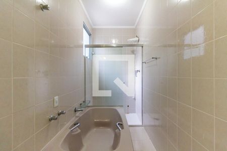 Casa para alugar com 229m², 3 quartos e 5 vagas Casa para alugar com 229m², 3 quartos e 5 vagasBanheiro da Suíte