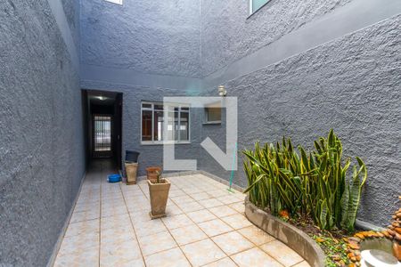 Casa para alugar com 229m², 3 quartos e 5 vagas Casa para alugar com 229m², 3 quartos e 5 vagasÁrea externa